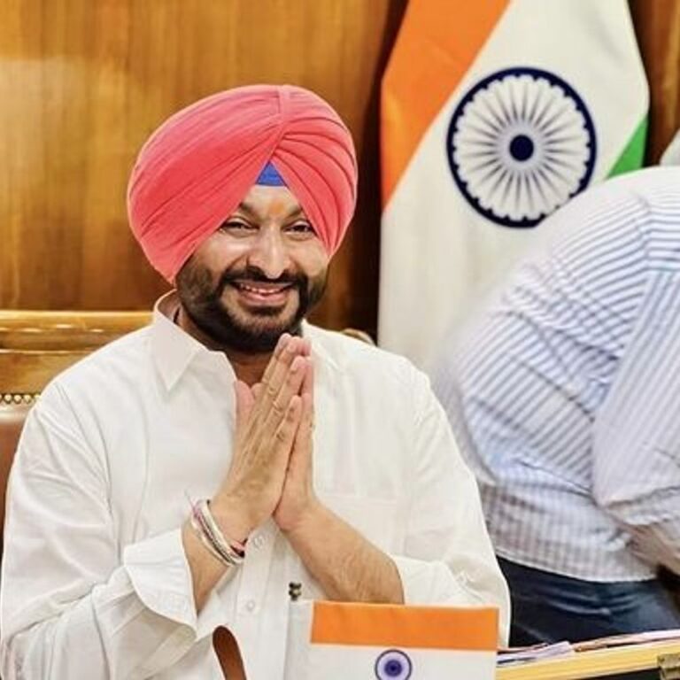 रवनीत बिट्टू यांचा मोदी मंत्रिमंडळातून राजीनामा:राष्ट्रपतींनी मंजूर केला; भाजपने राज्यसभेचे तिकीट दिले नव्हते, पंजाब विधानसभा निवडणूक लढवणार